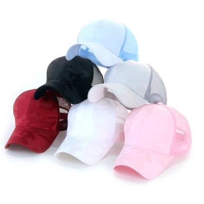DE-15977 Sildes Sapka - Fekete